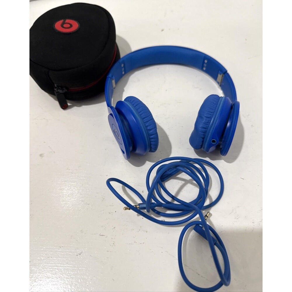 Beats by Dr Dre Solo HD WIRED On Ear Headphones BLUE (NOT WIRELESS) w/case